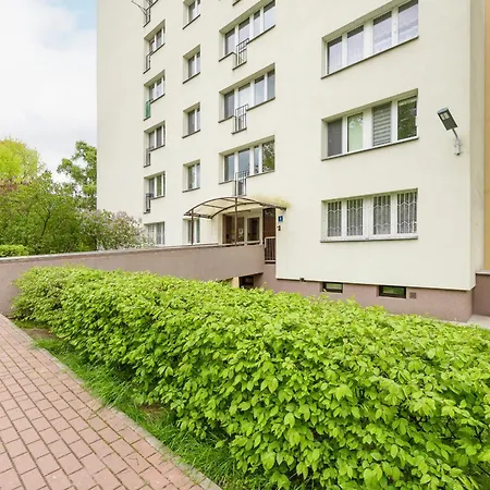Bright For 4 People In By Renters Warszawa