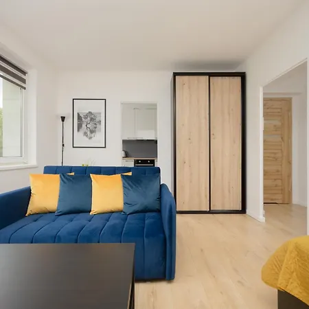 Lejlighed Bright For 4 People In By Renters *