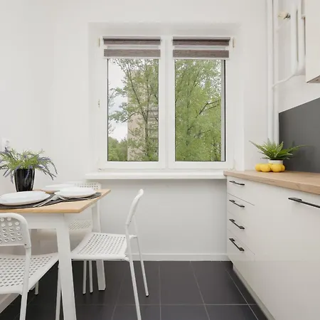 Appartement Bright For 4 People In By Renters Warschau